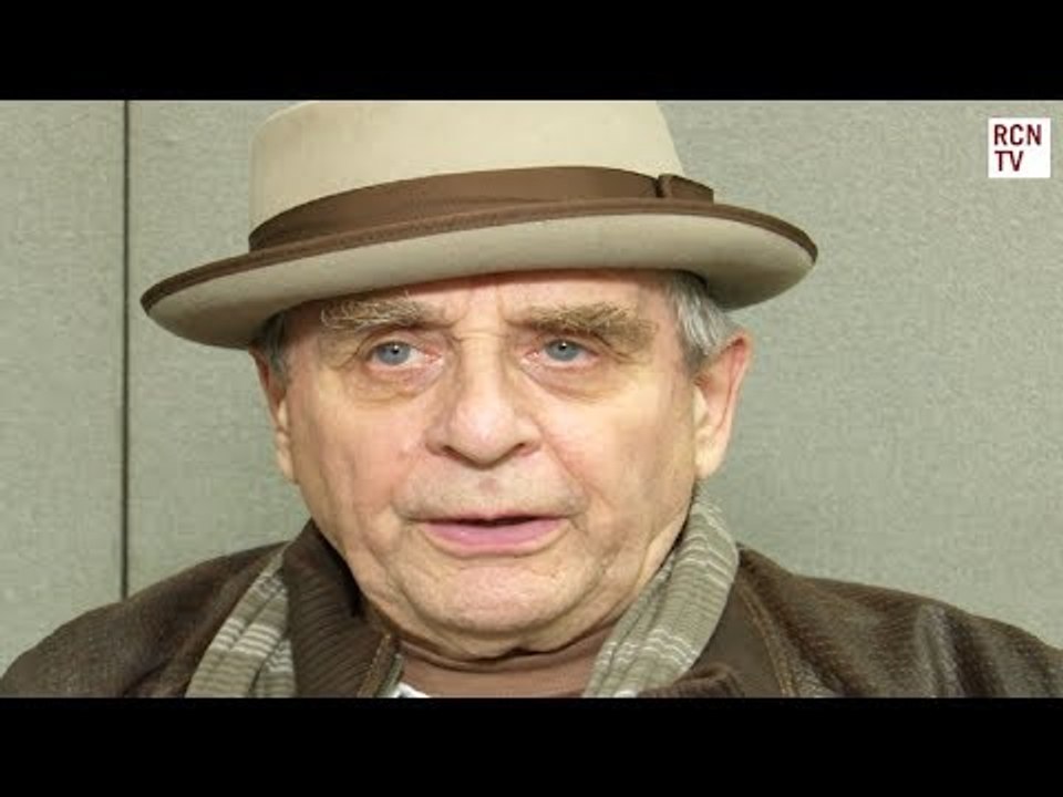 Sylvester McCoy Praises Peter Capaldi Older Doctor Who