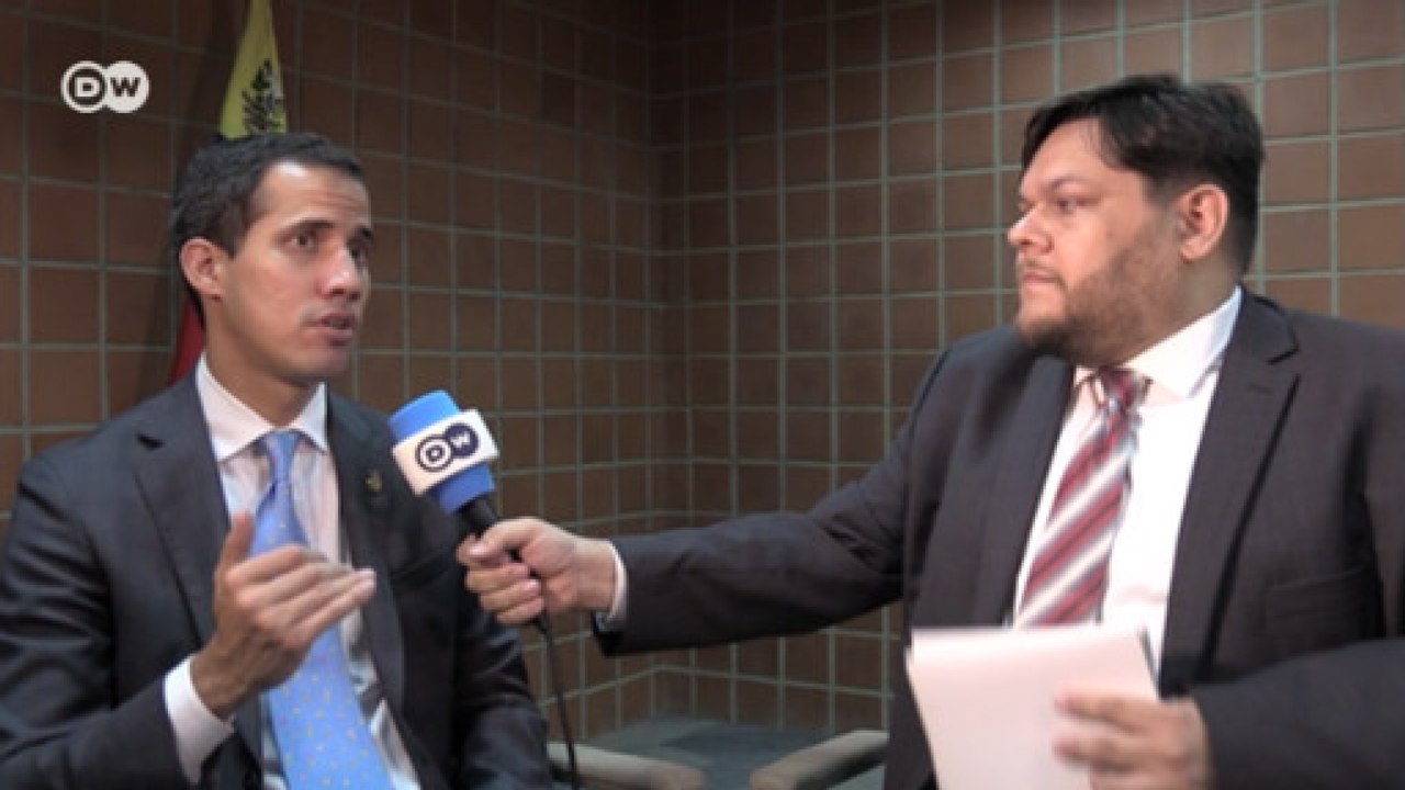 Хуан Гуайдо в интервью DW: Время играет против режима Мадуро, остановить перемены невозможно