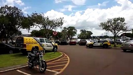 Transferência de detentos é realizada no aeroporto de Cascavel