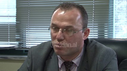 Frroku kerkon azil politik ne Holande