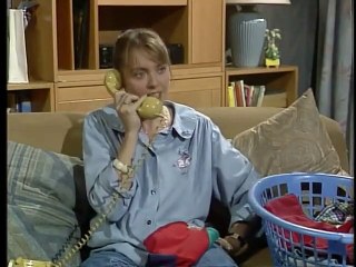 French Fields 2x06 Double or Quit