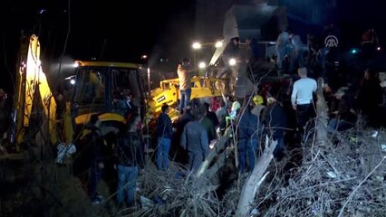 Kuzey Makedonya'da Trafik Kazası: 13 Ölü, 30 Yaralı