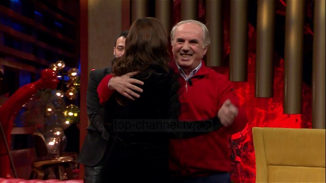 Kënga e fundit: Ilda Bejleri vallëzon me Preç Zogajn në Soirée