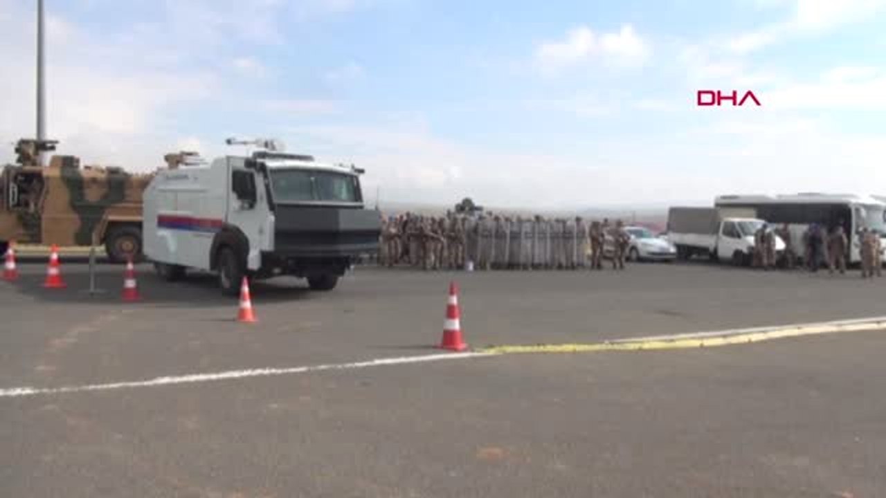 Şanlıurfa'da Hdp'lilerin Yürüyüşüne İzin Verilmedi