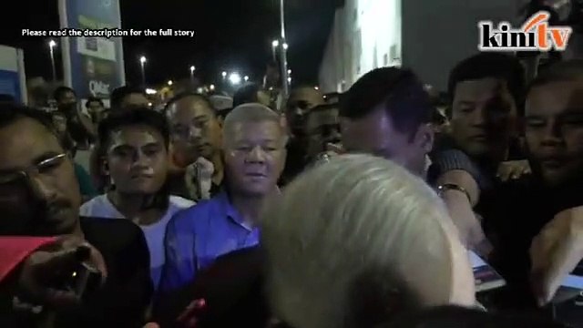 Saya pencuri hati rakyat, Najib balas Azmin