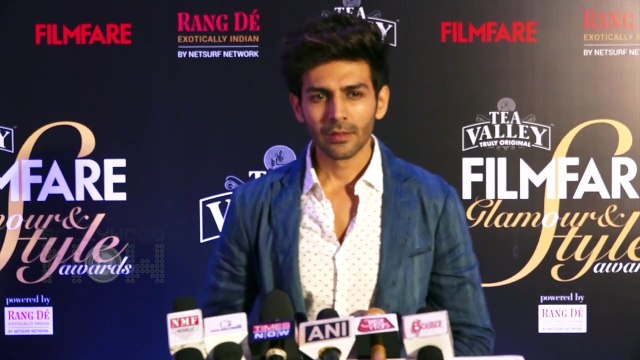 Kartik Aaryan Wants To HUG Sara Ali Khan And NOT Ananya Pandey