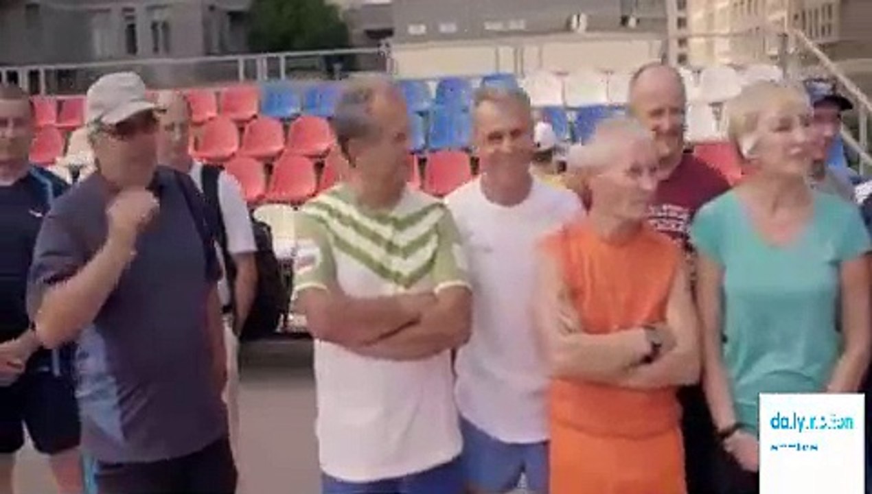The Real Marigold on Tour - Season 3 Episode 1 - Russia