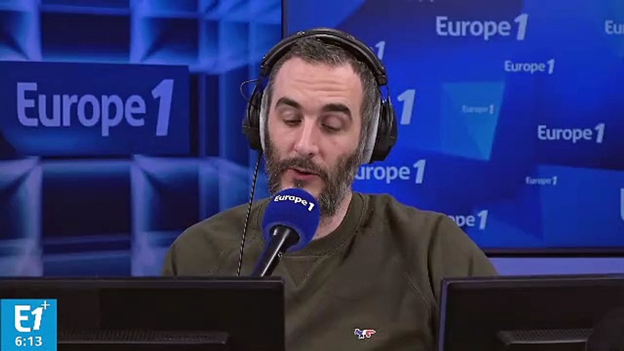 Portraits et drapeaux : les obligations à l'école depuis le début du siècle