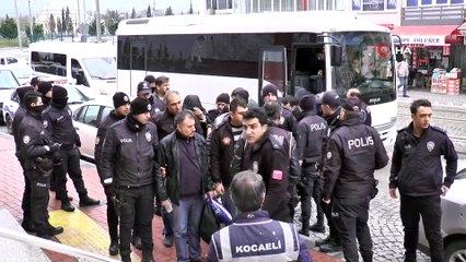 FETÖ’den gözaltına alınan 14 asker adliyeye sevk edildi