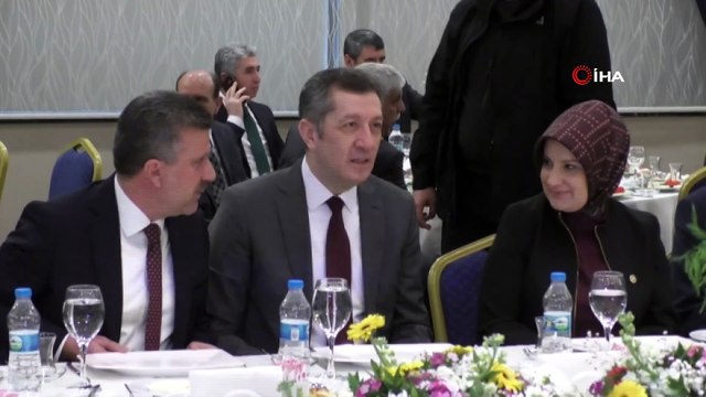 - Bakan Selçuk, “Milli Eğitim Bakanlığı’nın anahtar kelimelerinden biride yerel yönetimlerdir'
