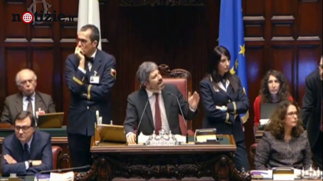 Camera, il Pd esce dall’aula è bagarre con Fico: lanciati fascicoli sul presidente | Notizie.it