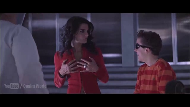Naughty Frankie Muniz looking Angie Harmon Body through his Transparent X-Ray Glasses