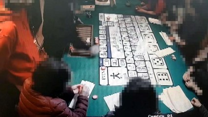 4백억 도박장 운영...조폭 등 무더기 검거 / YTN