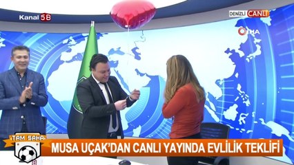 Canlı yayında 'evlilik teklifi' heyecanı