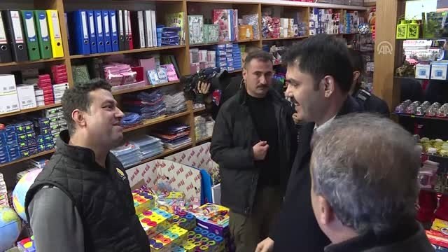 Çevre ve Şehircilik Bakanı Kurum, Esnaf Ziyaretlerinde Bulundu