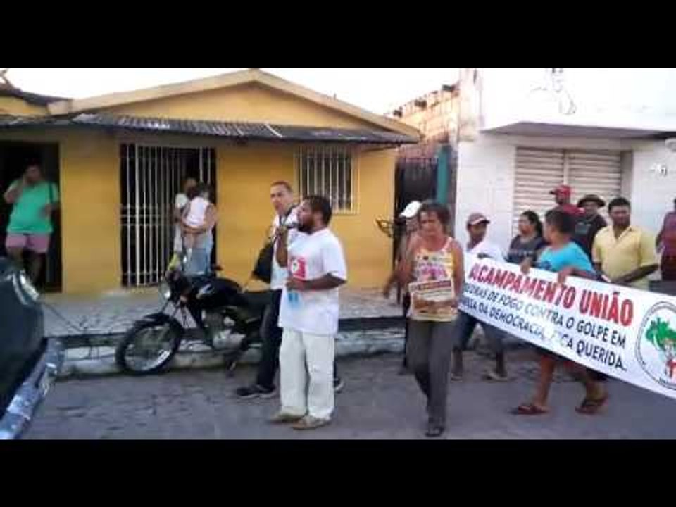 Acampamento União Faz protesto Pró-Dilma em Pedras de Fogo-PB (Parte Final)