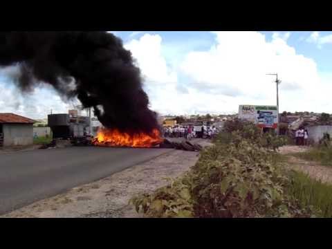 Protesto na PE-75 reivindicando mais Segurança em Itambé-PE (Parte 01)