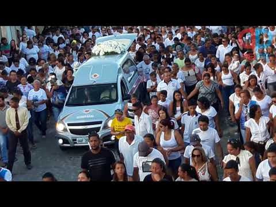 Corpo do professor Walyngre é sepultado em Itambé-PE
