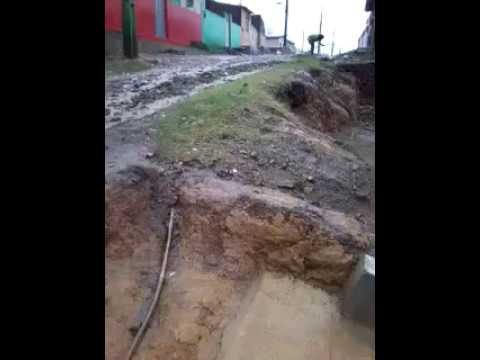 Moradores do Francisco Cordeiro em Itambé, sofrem sem saneamento