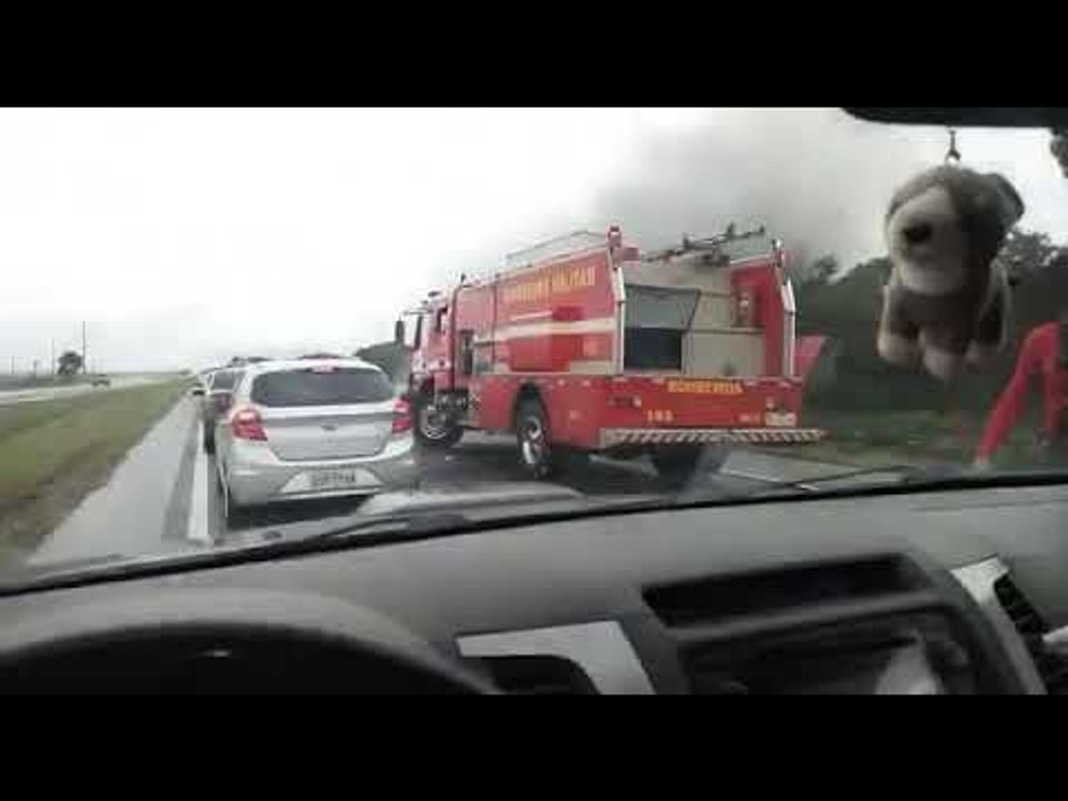 Incêndio na BR 230 em Santa Rita