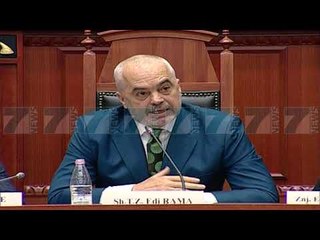 TENSIONOHET SEANCA NE PARLAMENT, PALOKA QELLON RAMEN ME BOJE - News, Lajme - Kanali 7