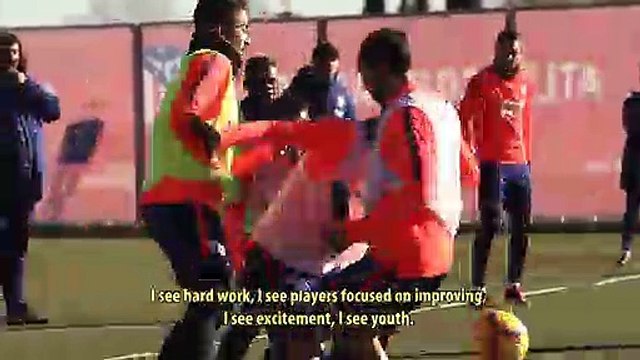 Simeone extends Atletico Madrid contract until 2022