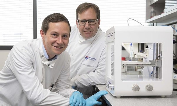 أول قرنية بشرية مصنوعة بتقنية الطباعة ثلاثية الأبعاد