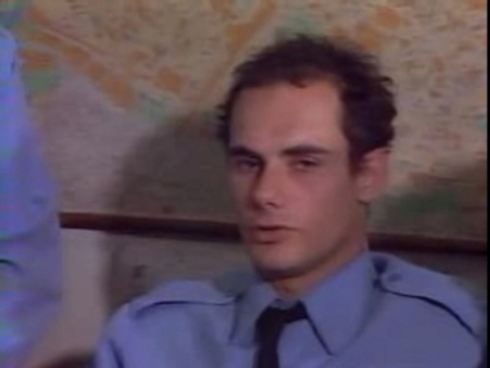 Les Inconnus - Police (bétisier+sketch)