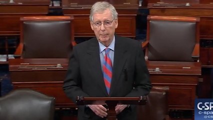 Скачать видео: McConnell: Trump Will Sign Spending Bill And Declare A 'National Emergency'