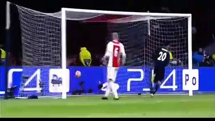 La preuve que Sergio Ramos a fait exprès d'avoir le carton jaune