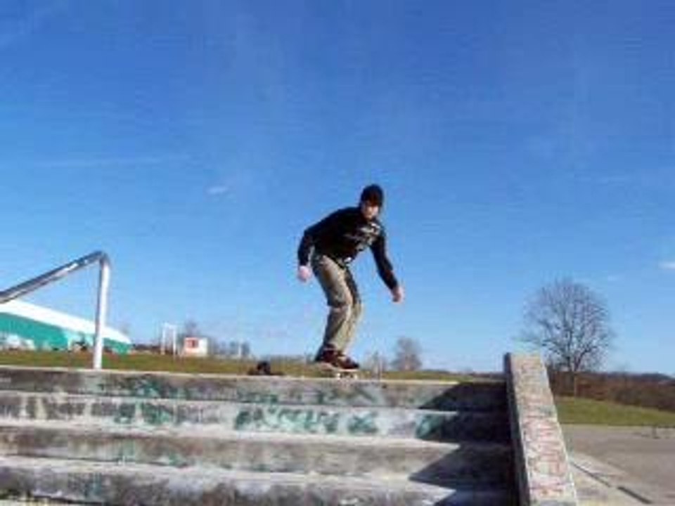 handi fait du skate
