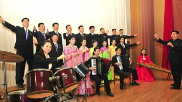 北, 김정일 생일 분위기 띄워...문화행사 중심 / YTN