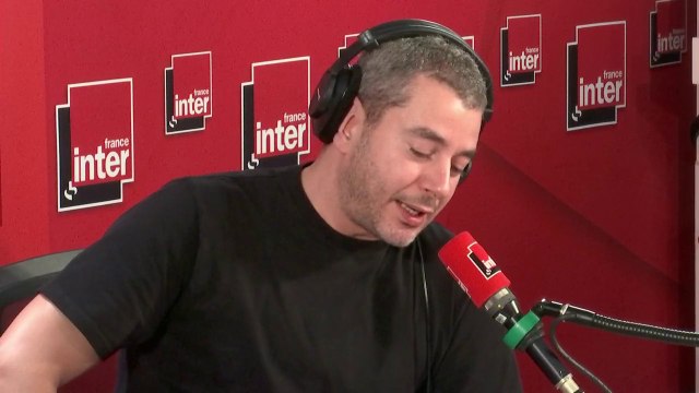 Mona Ozouf sur la présence des drapeaux français et européens dans toutes les salles de classe : “C’est un peu futile”