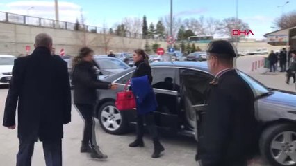 Uşak Birlikte Yaşadığı Kadını Rehin Aldı, Bir Polisi Şehit Etti-2