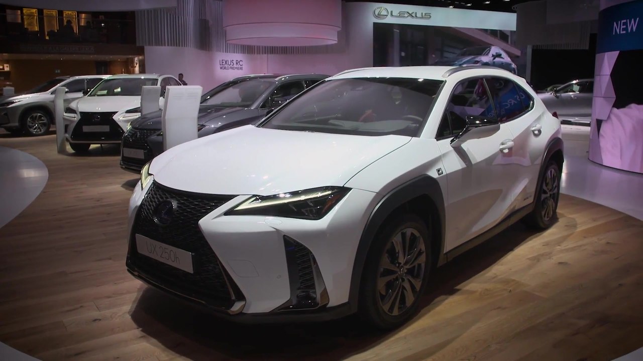 Neuer Lexus UX vor Marktstart