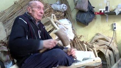 Bursa'nın Tek Semercisi, 74 Yıldır Mesleğini Yapıyor