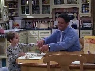 Everybody Loves Raymond  S 8  Bloopers