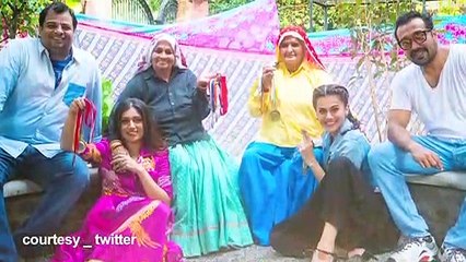 'Saand Ki Aankh' | Taapsee -Bhumi rock the guns and ghaghra look