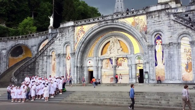 AVANT-PREMIERE: Découvrez les premières images du documentaire Pécheresse de Lourdes - VIDEO