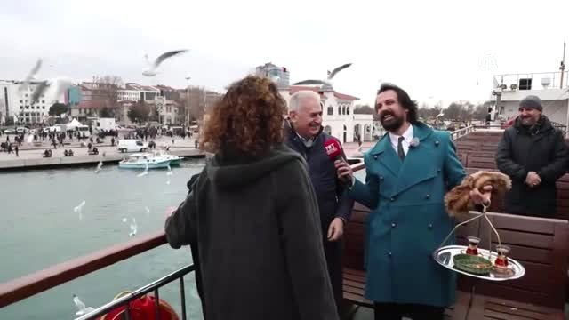 Yıldırım, Vapurda Çay Simit Sohbet Programında