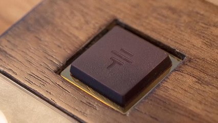 Video | Elli gramı 3 bin TL'ye satılan 'dünyanın en pahalı çikolatası'