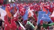 Cumhurbaşkanı Erdoğan, Meydanda Çalan Şarkıya Eşlik Etti