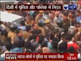 Clashes between Delhi police and angry mob in Azadpur Mandi