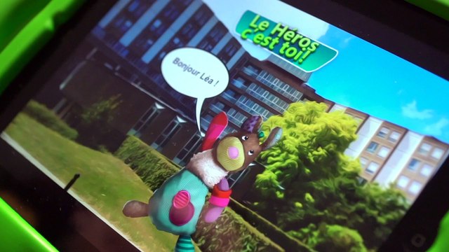 Remise de tablettes par le Crédit Agricole à l'association Les P'tits Doudous du Parc Saint-Priest-en-Jarez