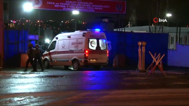 Metris cezaevinde yangın paniği