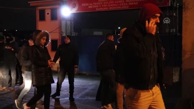 Metris Cezaevinde Çıkan Yangın Söndürüldü (2)