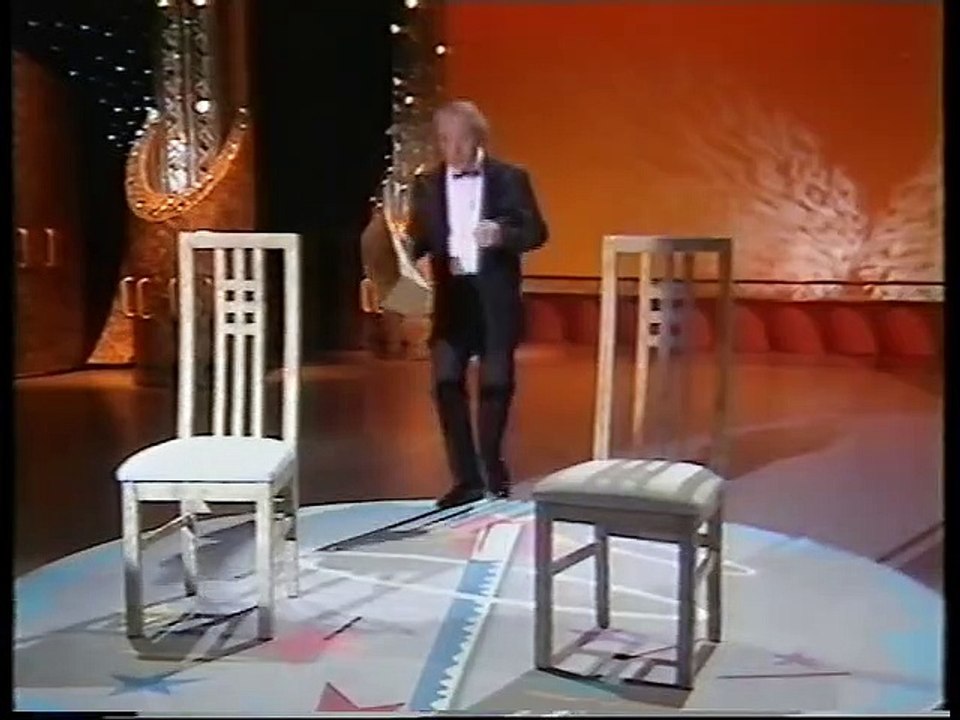 Paul Daniels Magic Show S10E01 (1988)