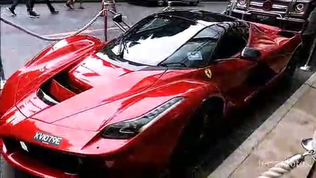 -Quái vật 6 chân- Mercedes-Benz G63 AMG 6x6 độ Brabus siêu đắt đỏ của đại gia Singapore