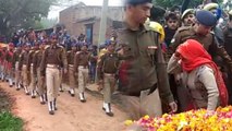 Pulwama : Slain Soldier Ramvakil's family mourns at his last rites | Oneindia News