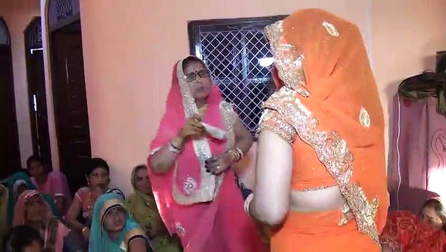 Ladies video pre wedding a dancing